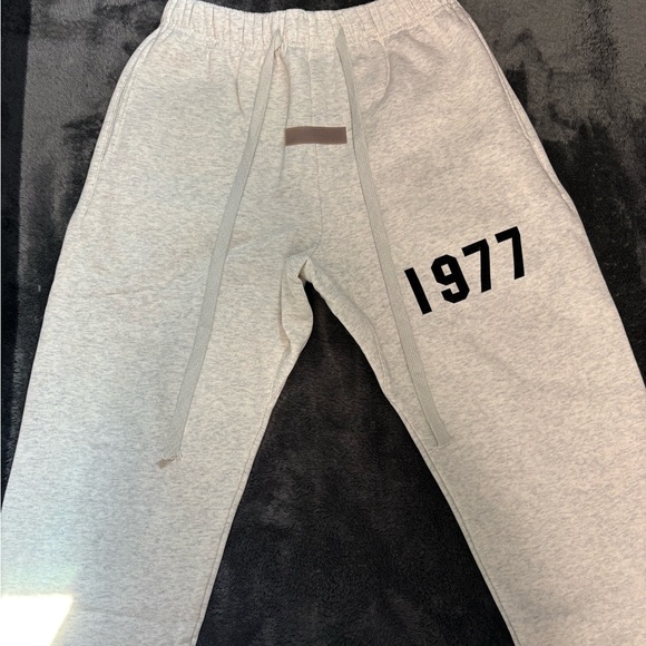 1977 Essentials Tracksuit - Picture 3 of 5